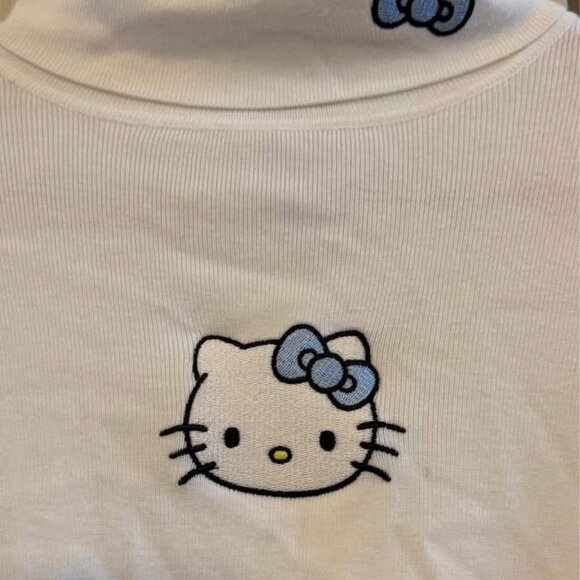 Women’s White Hello Kitty & Friends x Forever 21 Plus Cropped Turtleneck Size 1X - Picture 4 of 7